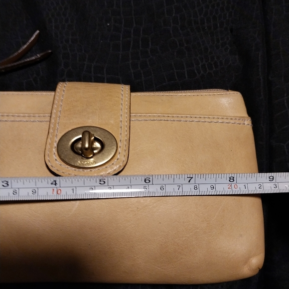 Authentic Coach Wristlet - Picture 7 of 16